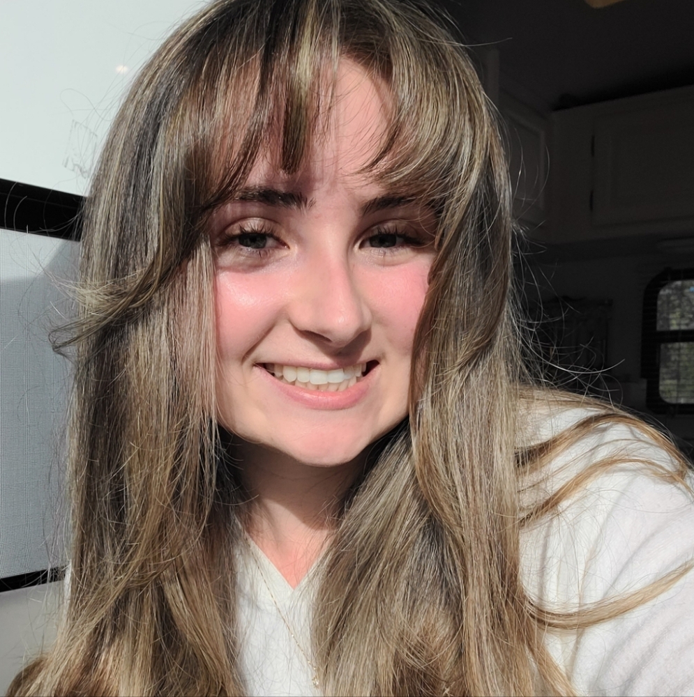Meet your Posher, Abby